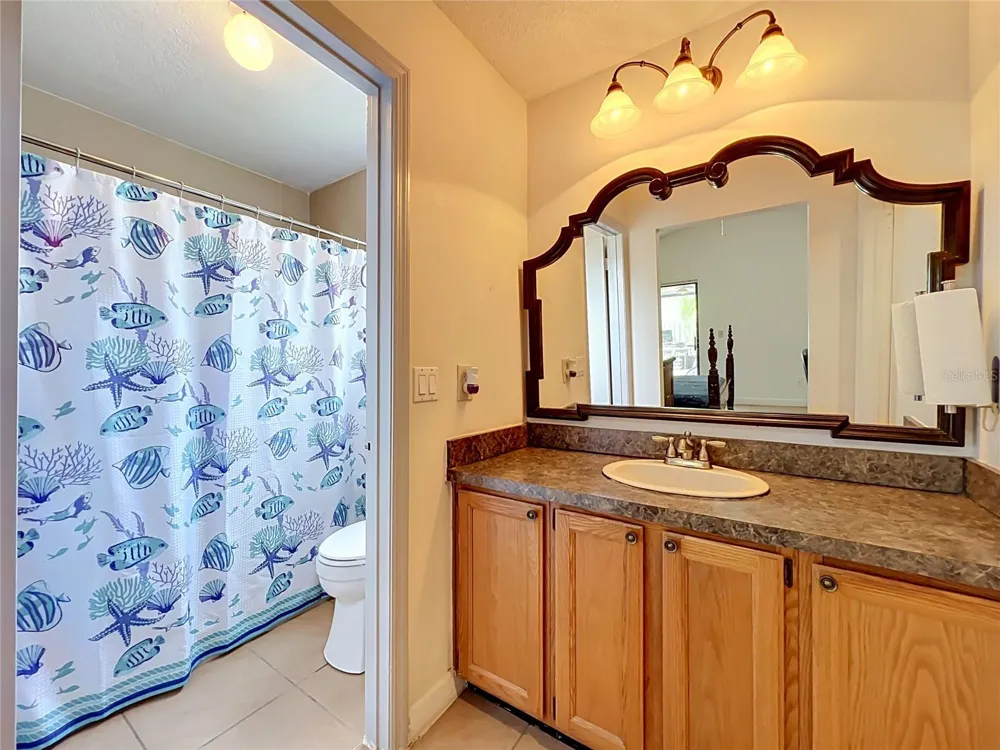 2405 SETTLERS TRAIL Orlando, FL 32837