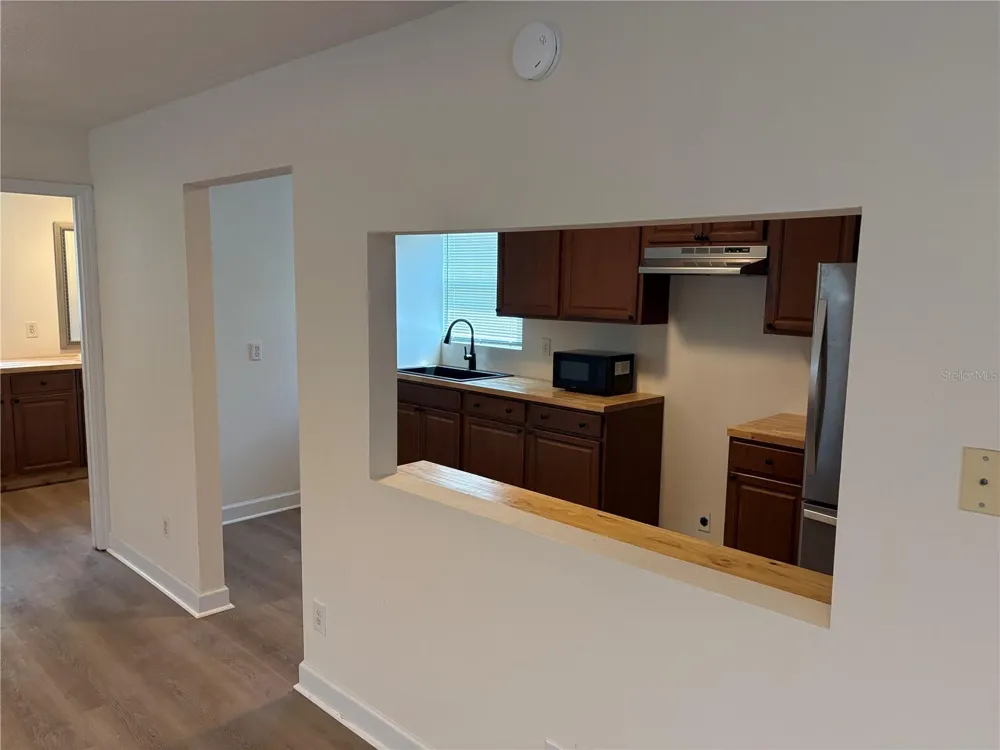 1100 JAMELA DRIVE #B Ocoee, FL 34761
