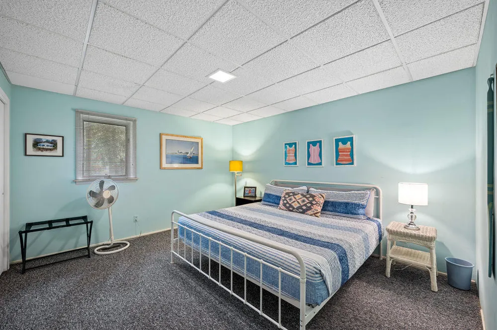 1140 Edgewater Terrace South Haven, MI 49090