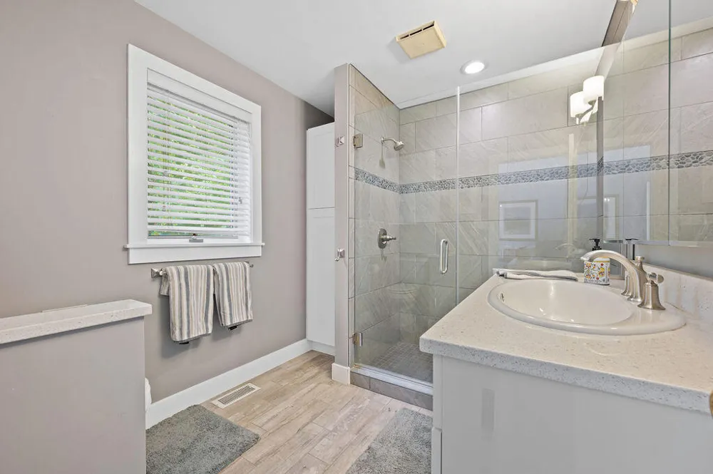 1140 Edgewater Terrace South Haven, MI 49090