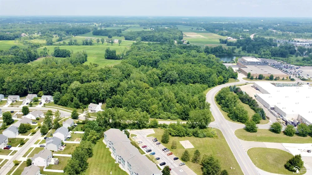 Mall Road Frenchtown Township, MI 48162
