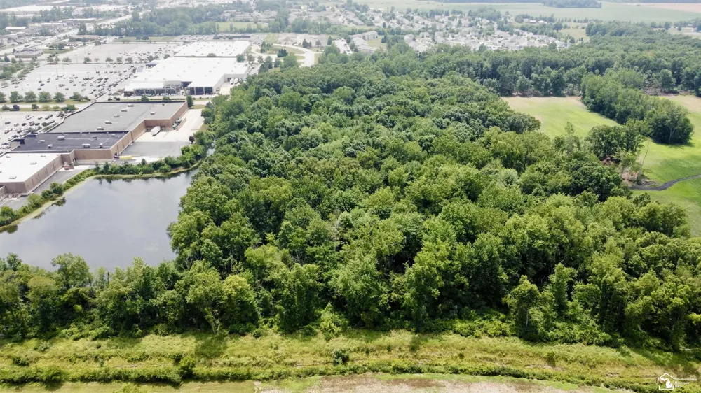 Mall Road Frenchtown Township, MI 48162