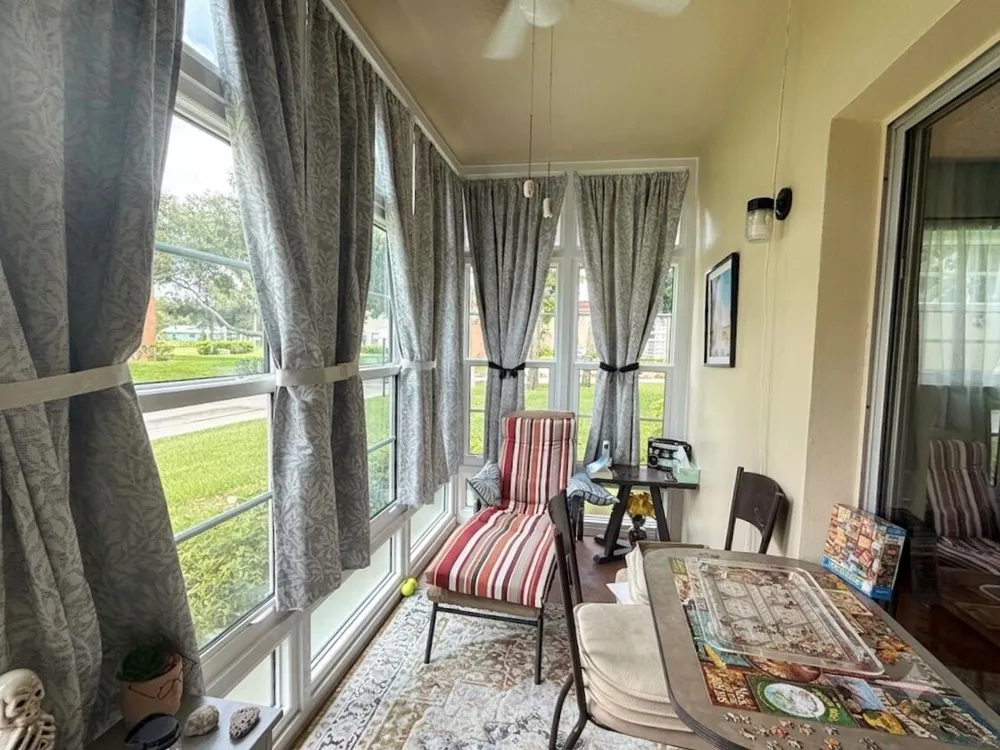 28 PINE ARBOR #105 Vero Beach, FL 32962