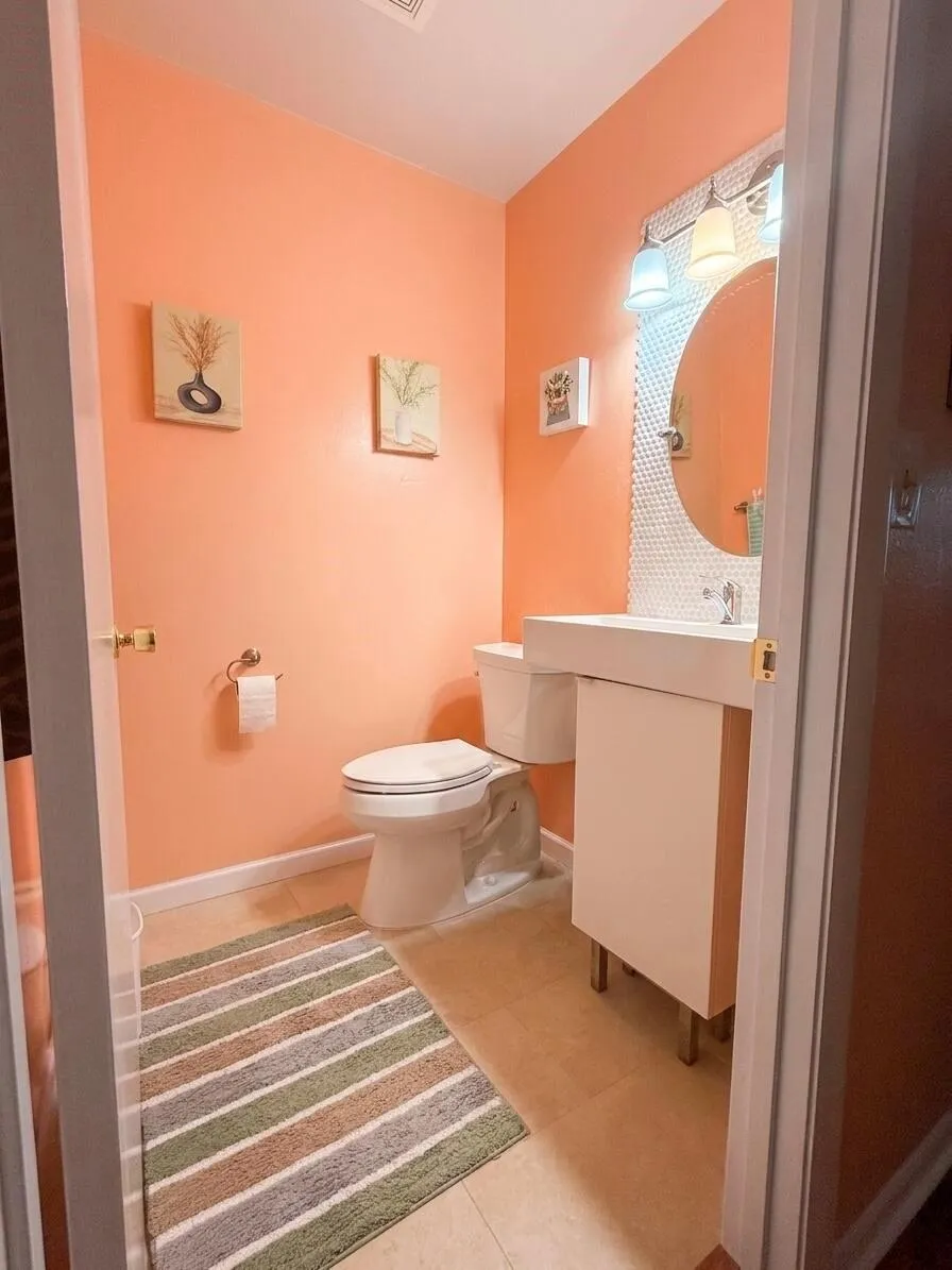 28 PINE ARBOR #105 Vero Beach, FL 32962