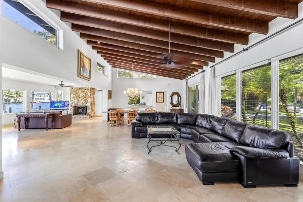 2605 RIVERSIDE DRIVE Pompano Beach, FL 33062