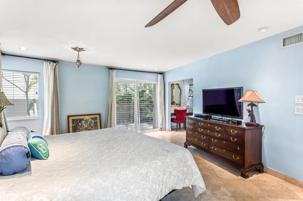 2605 RIVERSIDE DRIVE Pompano Beach, FL 33062
