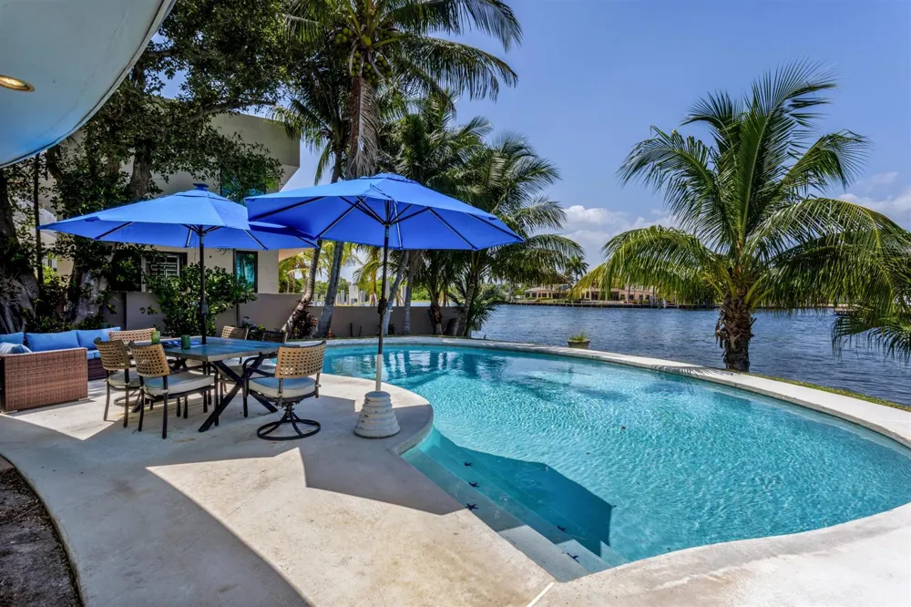 2605 RIVERSIDE DRIVE Pompano Beach, FL 33062