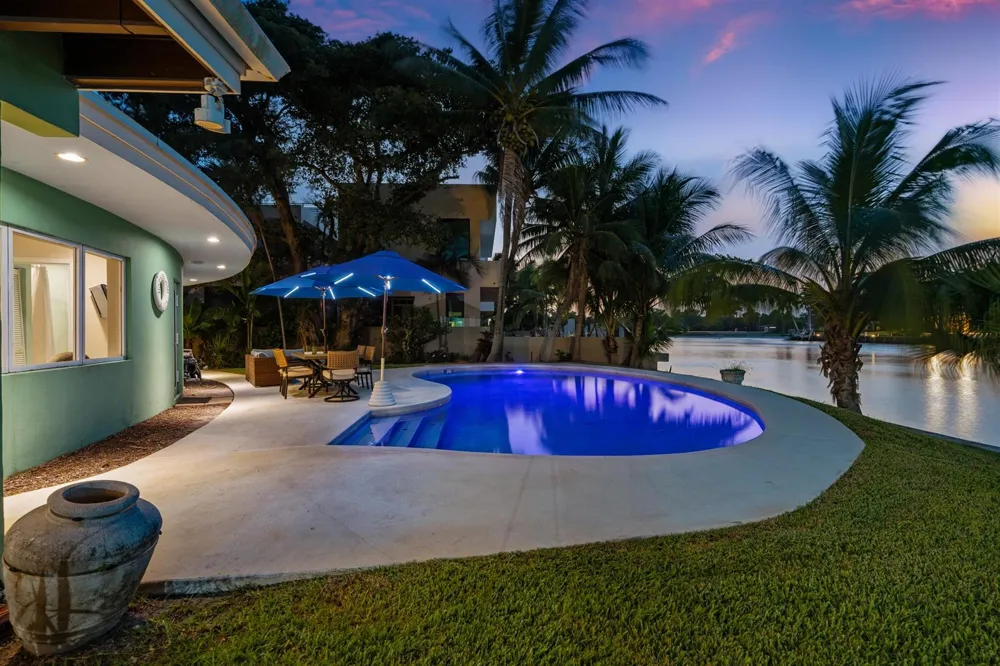 2605 RIVERSIDE DRIVE Pompano Beach, FL 33062