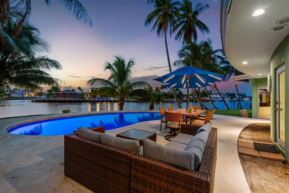 2605 RIVERSIDE DRIVE Pompano Beach, FL 33062