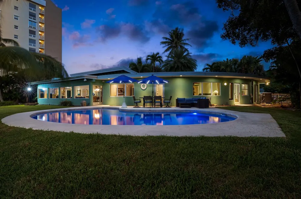 2605 RIVERSIDE DRIVE Pompano Beach, FL 33062