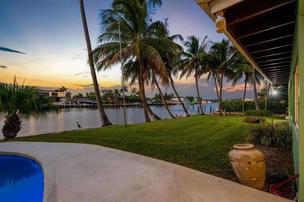 2605 RIVERSIDE DRIVE Pompano Beach, FL 33062