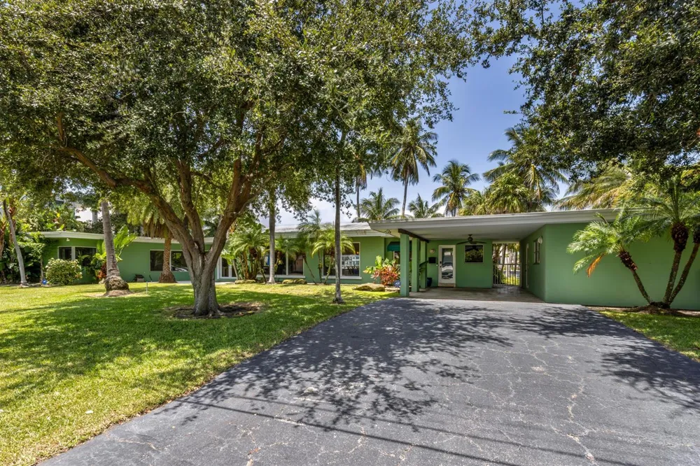 2605 RIVERSIDE DRIVE Pompano Beach, FL 33062