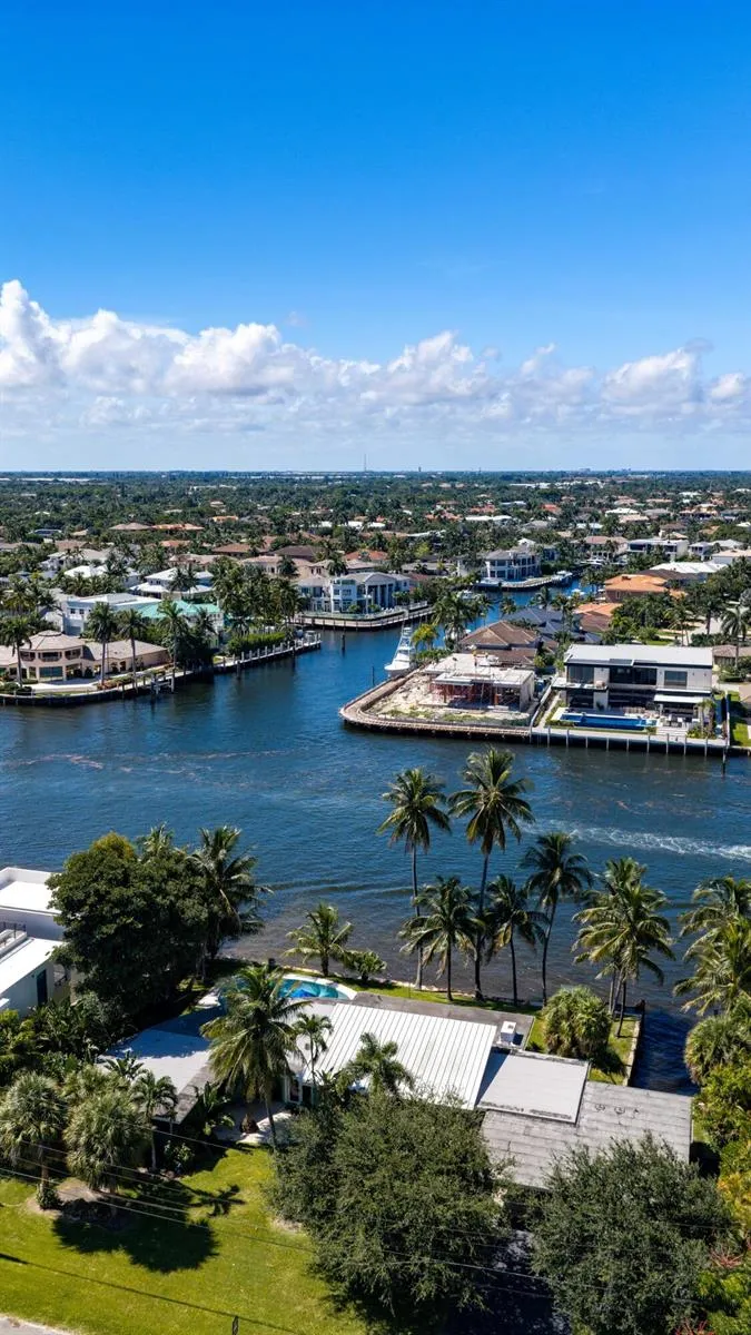 2605 RIVERSIDE DRIVE Pompano Beach, FL 33062