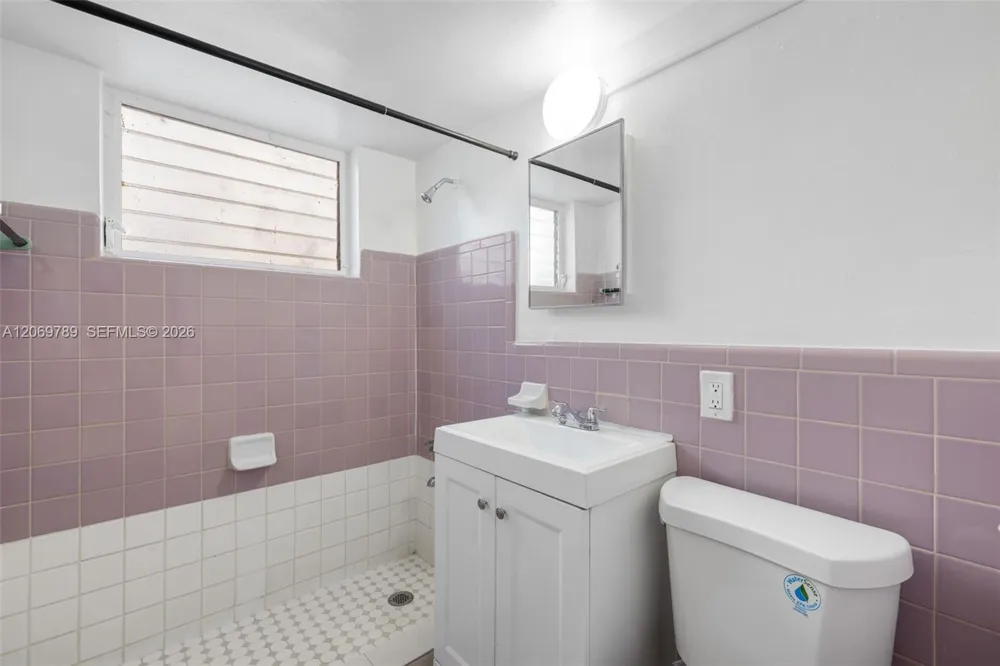 126 SW 18th Ave #4 Miami, FL 33135