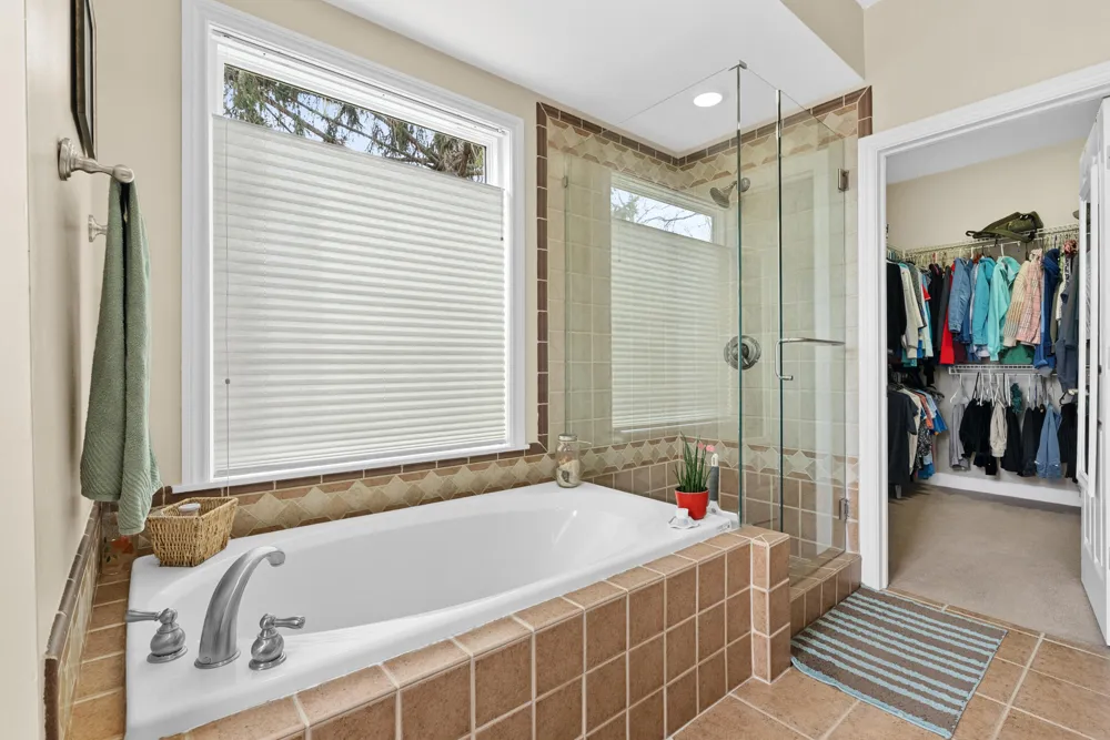 3220 Fairhaven Drive Allegan Township, MI 49010
