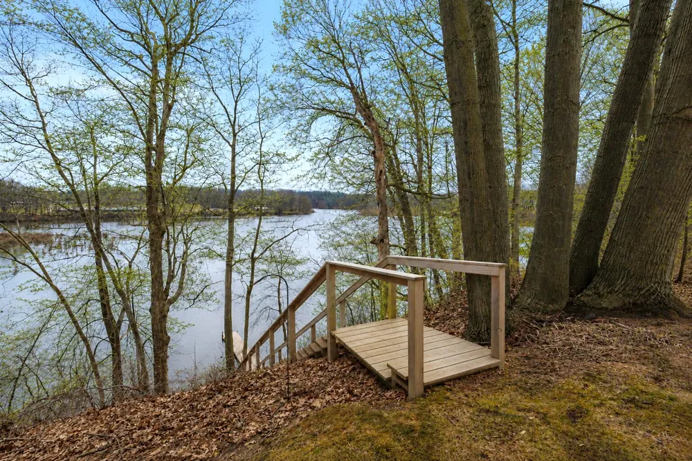 3220 Fairhaven Drive Allegan Township, MI 49010