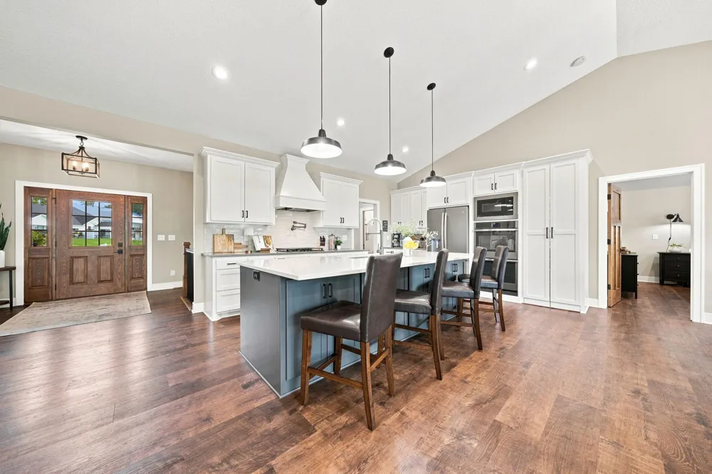 27200 Petes Hill Trail Elko New Market, MN 55020