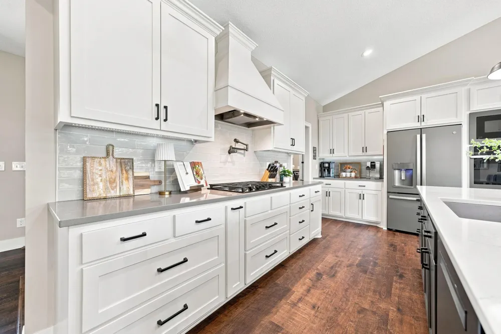 27200 Petes Hill Trail Elko New Market, MN 55020