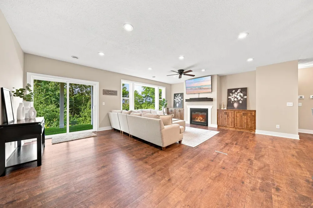 27200 Petes Hill Trail Elko New Market, MN 55020
