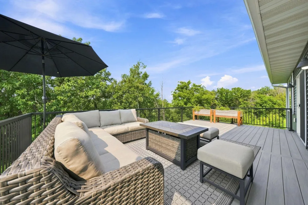 27200 Petes Hill Trail Elko New Market, MN 55020