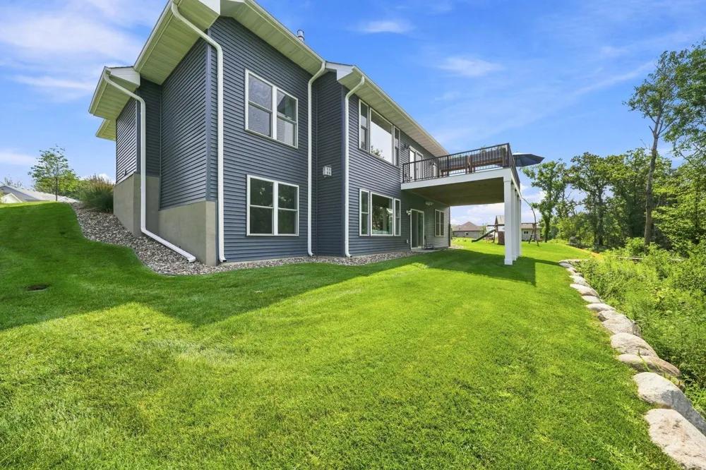 27200 Petes Hill Trail Elko New Market, MN 55020