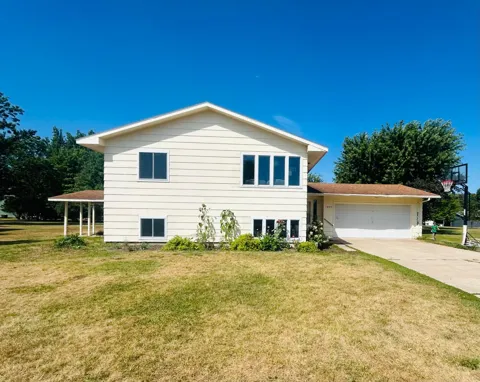 1025 9th Street SW