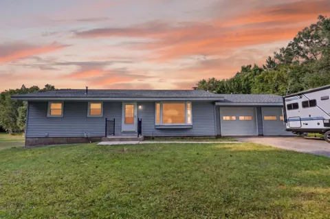 34264 Shoal Lake Road