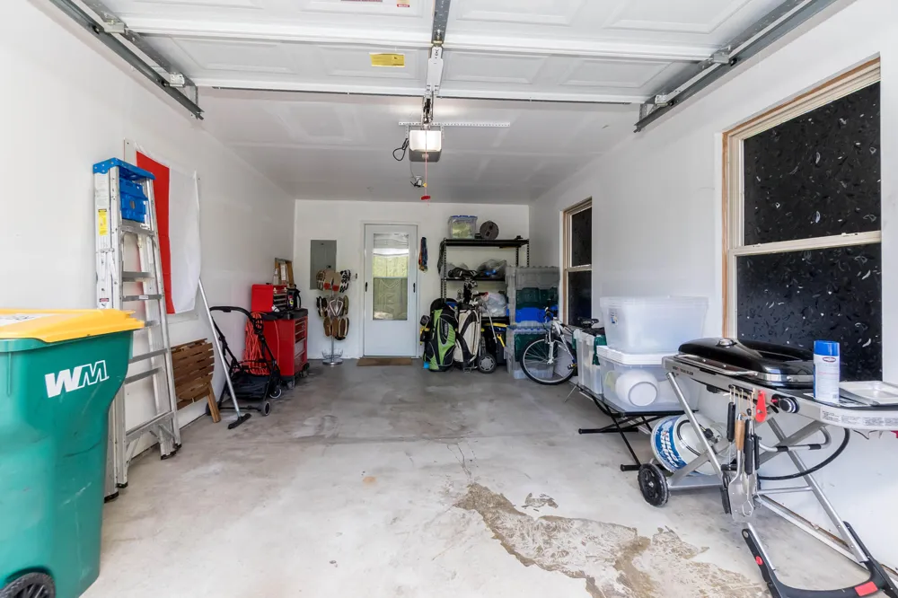 7612 Lacy Drive Belleville, MI 48111