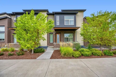 10064 Belvedere Circle