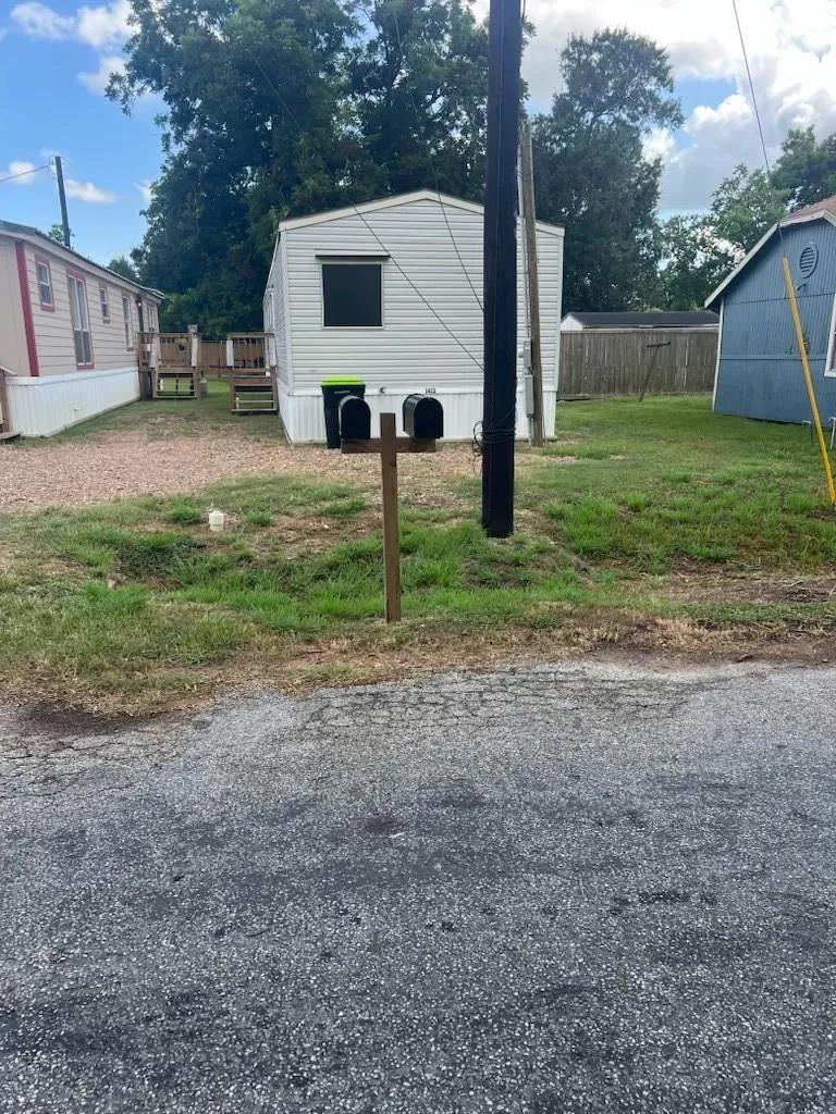 1412 Austin Street Bay City, TX 77414