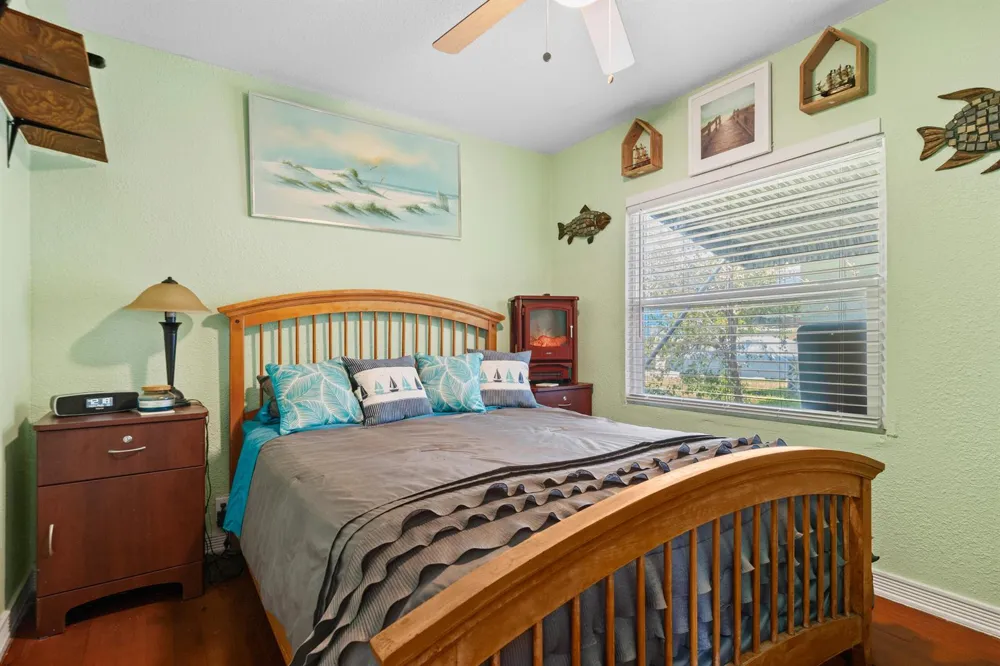 711 Cedar Place Fort Pierce, FL 34950