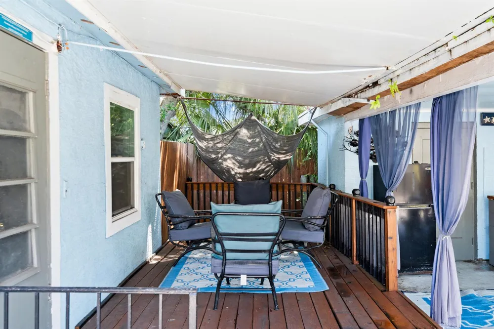711 Cedar Place Fort Pierce, FL 34950