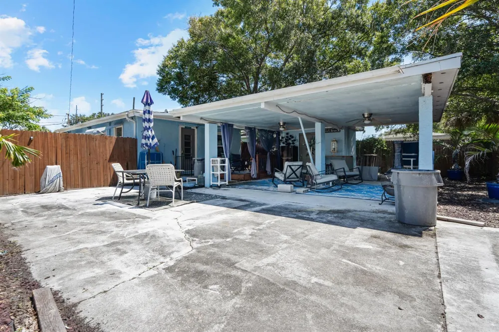 711 Cedar Place Fort Pierce, FL 34950
