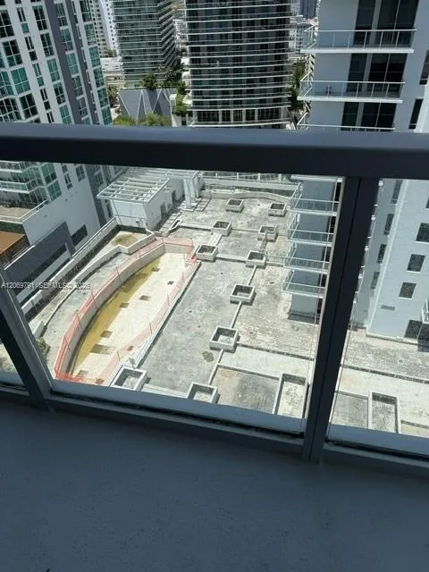 1060 Brickell Ave #2217 Miami, FL 33131