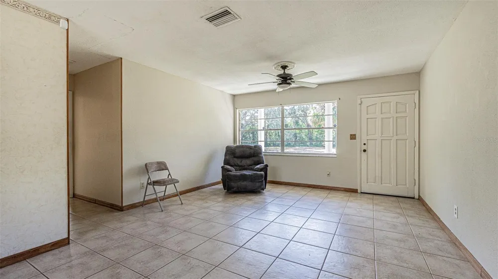 3902 AUTUMN PALM DRIVE Zephyrhills, FL 33541