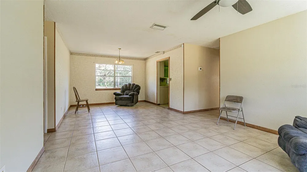 3902 AUTUMN PALM DRIVE Zephyrhills, FL 33541