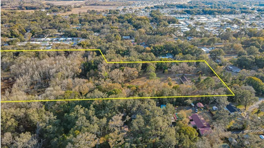 3902 AUTUMN PALM DRIVE Zephyrhills, FL 33541