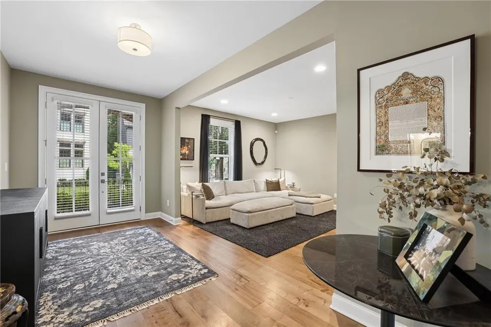 6729 Prelude Drive Sandy Springs, GA 30328