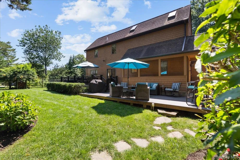595 Greenfields Lane Southold, NY 11971