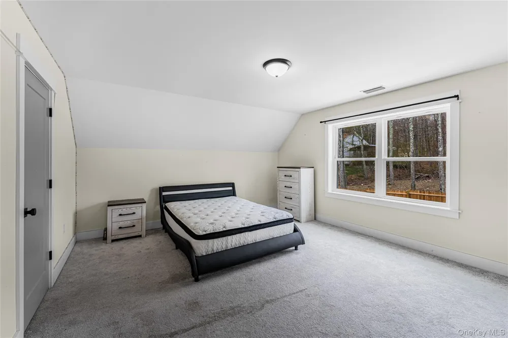 164 Shawanga Lodge Road Bloomingburg, NY 12721