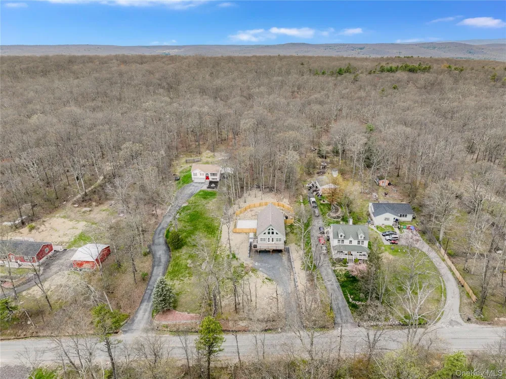 164 Shawanga Lodge Road Bloomingburg, NY 12721