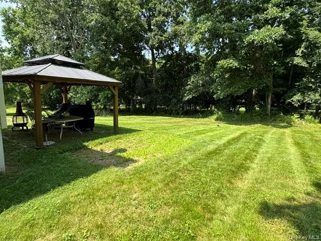 20 Meadow Avenue Washingtonville, NY 10992