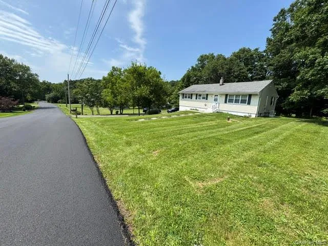 20 Meadow Avenue Washingtonville, NY 10992
