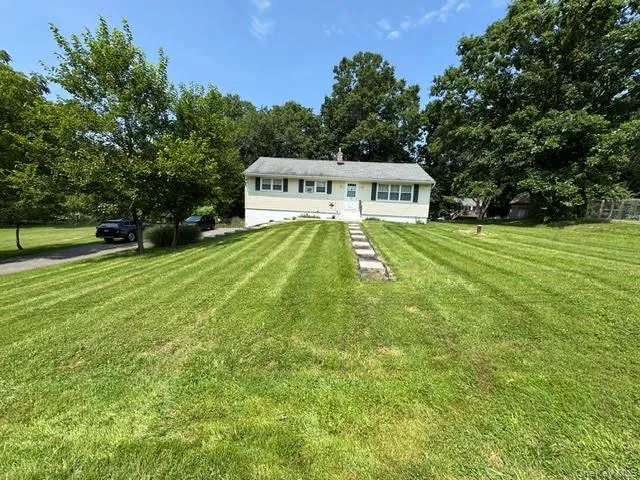 20 Meadow Avenue Washingtonville, NY 10992
