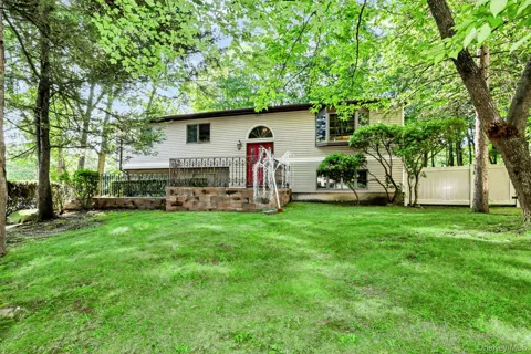 15 Balmoral Drive
