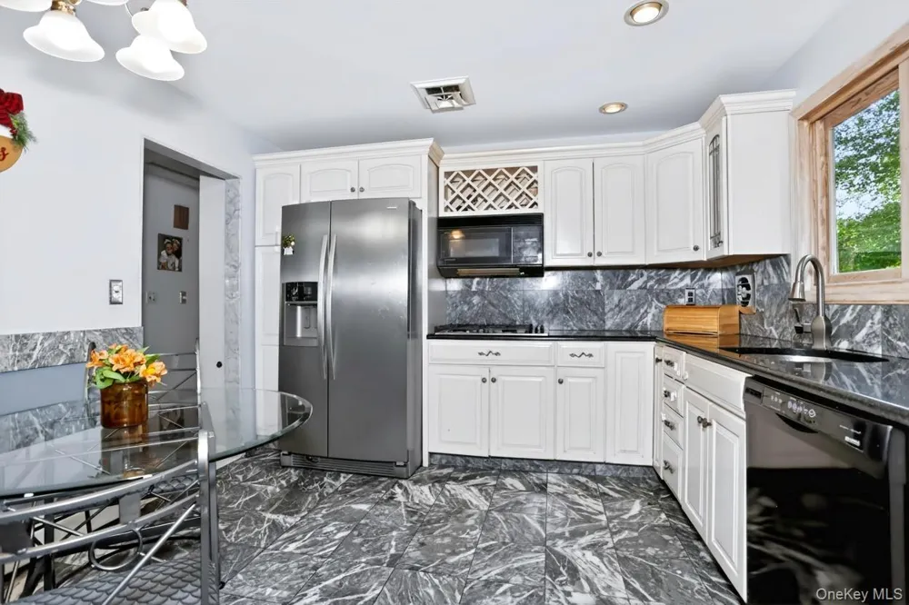 15 Balmoral Drive Spring Valley, NY 10977