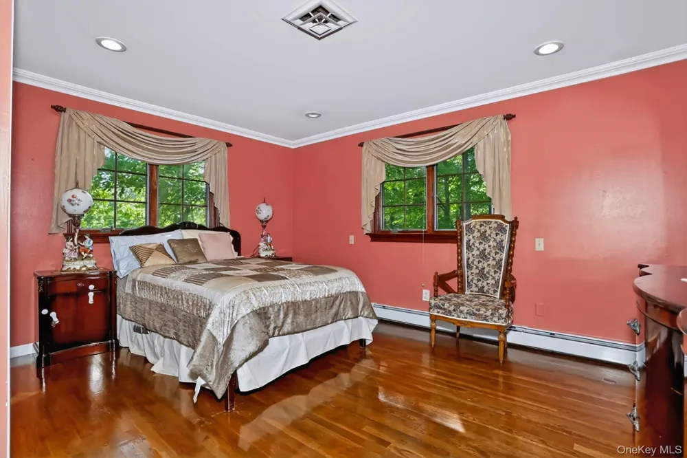 15 Balmoral Drive Spring Valley, NY 10977