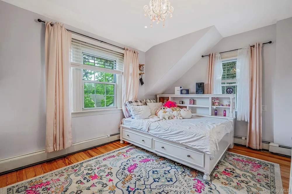 6 New York Avenue Stony Brook, NY 11790