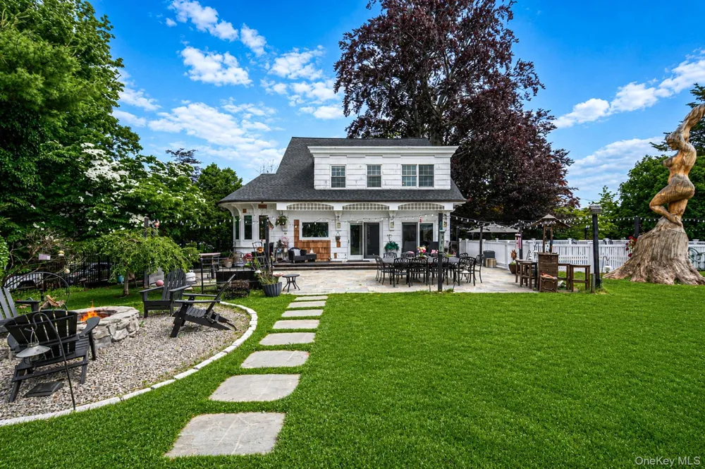 6 New York Avenue Stony Brook, NY 11790