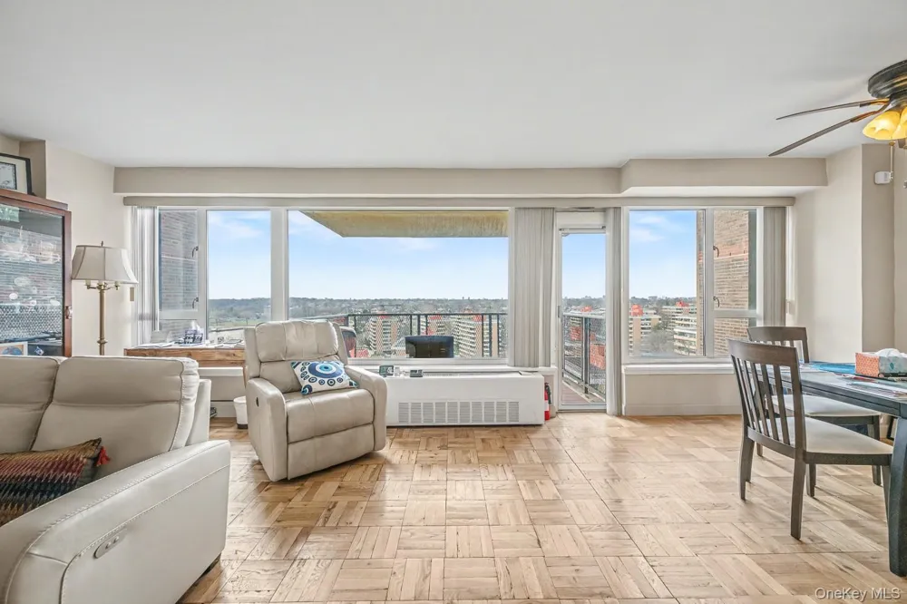 166-25 powells cove blvd #15G Beechhurst, NY 11357